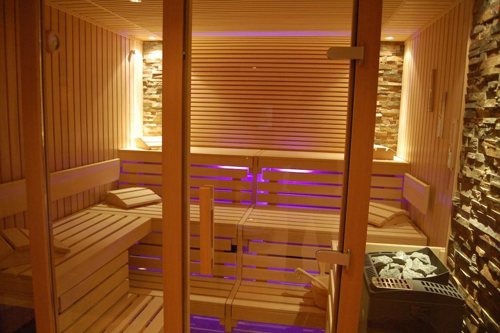 Landhotel Altes Zollhaus ヘルムスドルフ エクステリア 写真